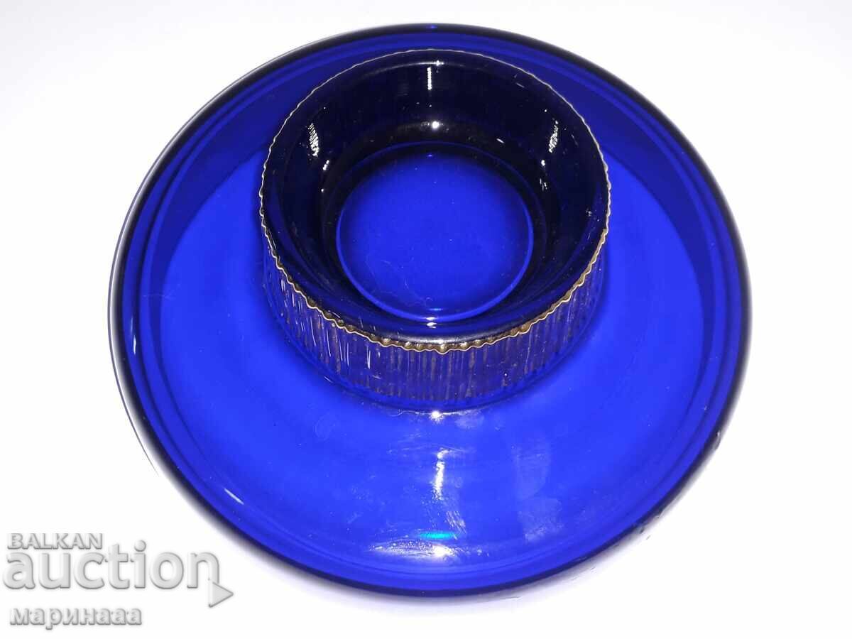 Auction  MASSIVE FRUIT BOWL WITH LARGE GOLD PLATING