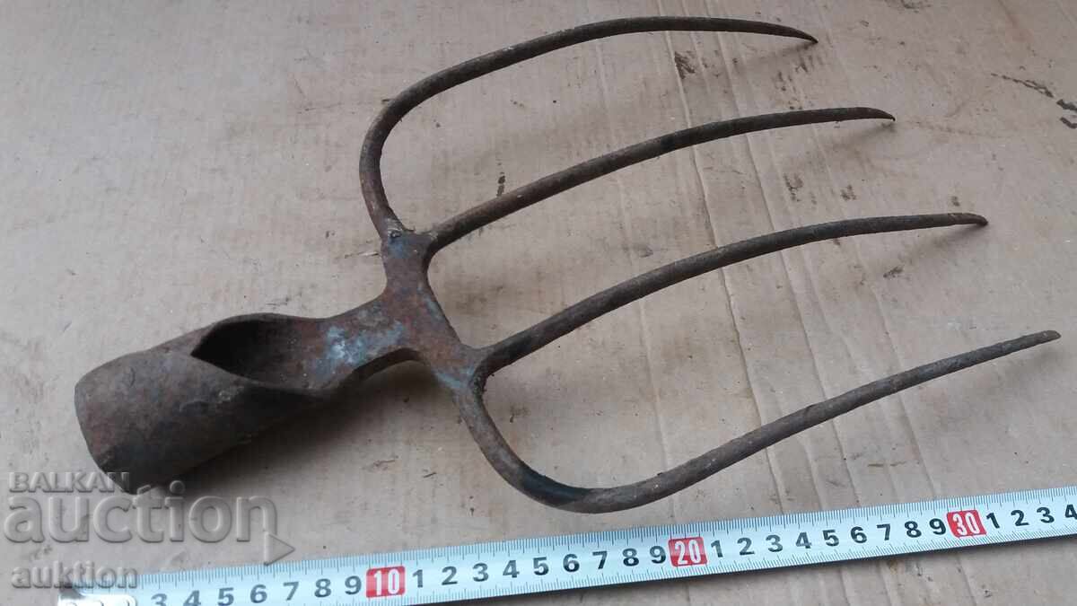 ΠΑΛΑΙΟ ΕΞΟΧΙΚΟ ΣΠΙΤΙ - 6