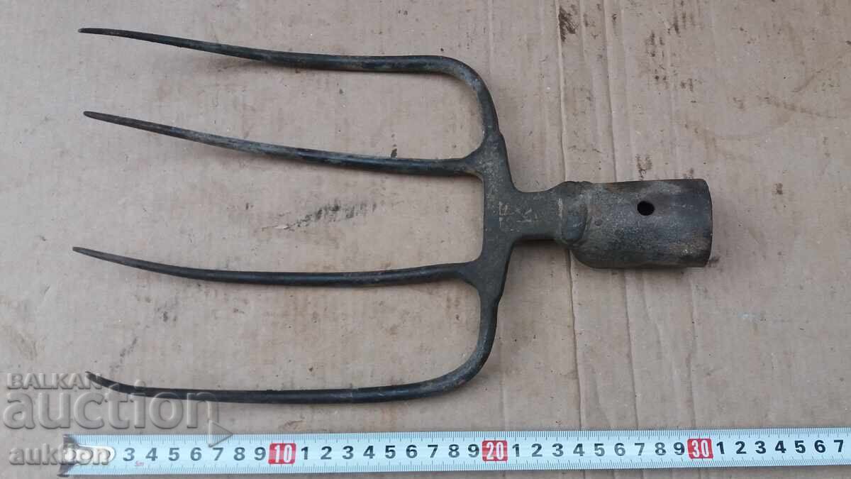 ΠΑΛΑΙΟ ΕΞΟΧΙΚΟ ΣΠΙΤΙ - 6