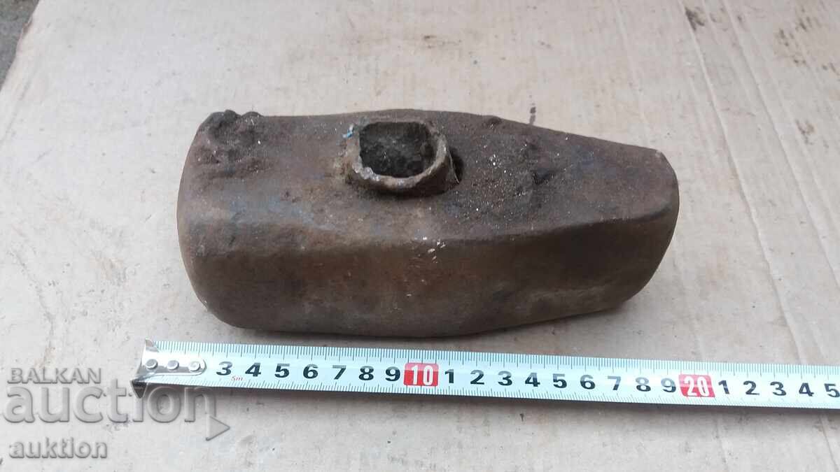 МАСИВЕН ЧУК - 4 КГ. - БОЕН