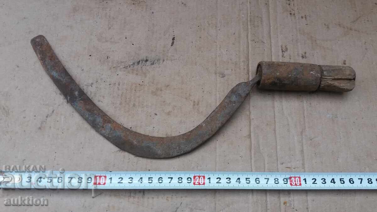 OLD RENAISSANCE SICKLE - 6