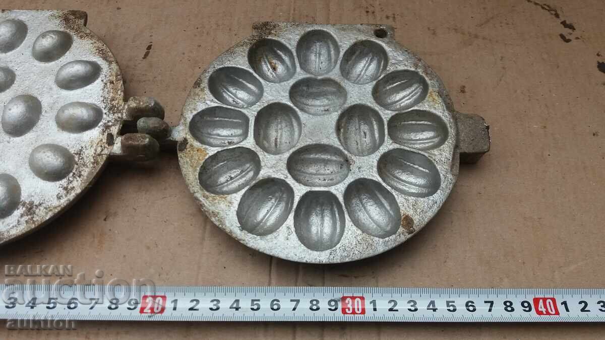 Δημοπρασία ΣΟΤ. ΦΟΡΜΙΤΣΑ ΓΙΑ ΓΛΥΚΑ ΜΑΣΙΦ ΑΛΟΥΜΙΝΙΟΥ