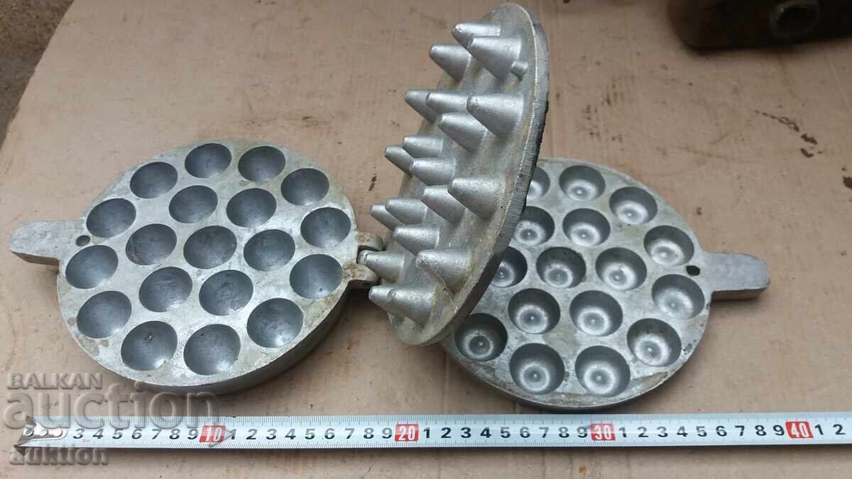 FORMĂ PENTRU PRĂJITURI, ALUMINIU MASIV