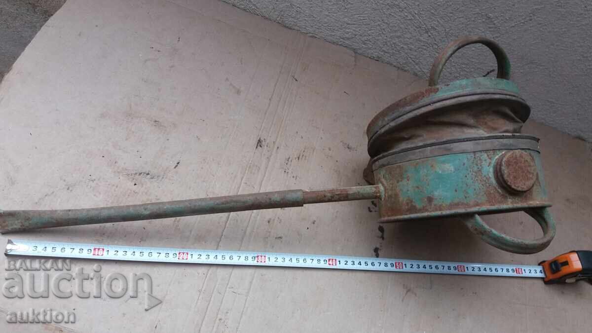 Delivery of OLD SULFUR SPRAYER FOR VINES