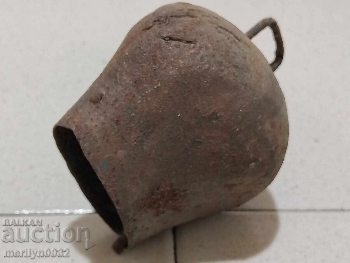 Delivery of Boy tumbelek bell chan bell