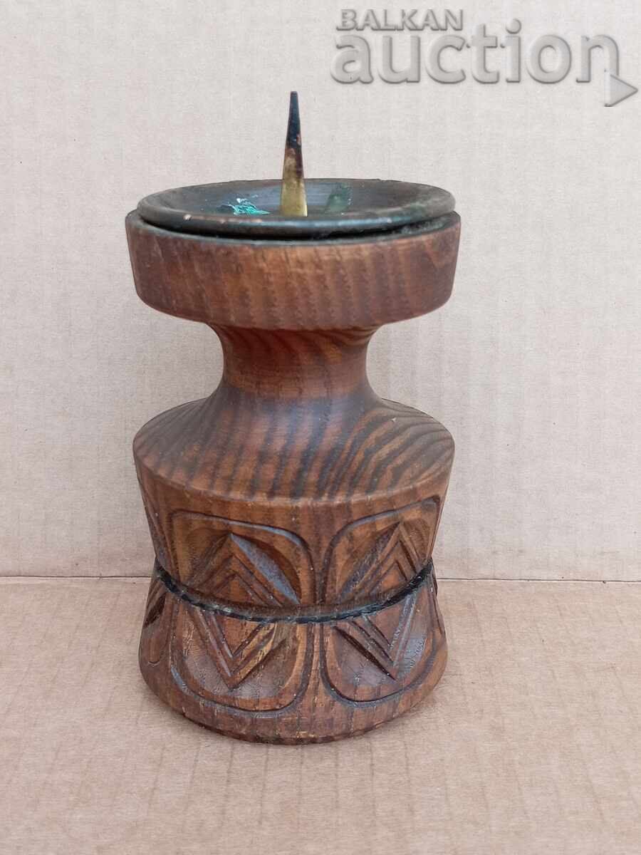 Аукцион Ретро винтидж Свещник с дърворезба