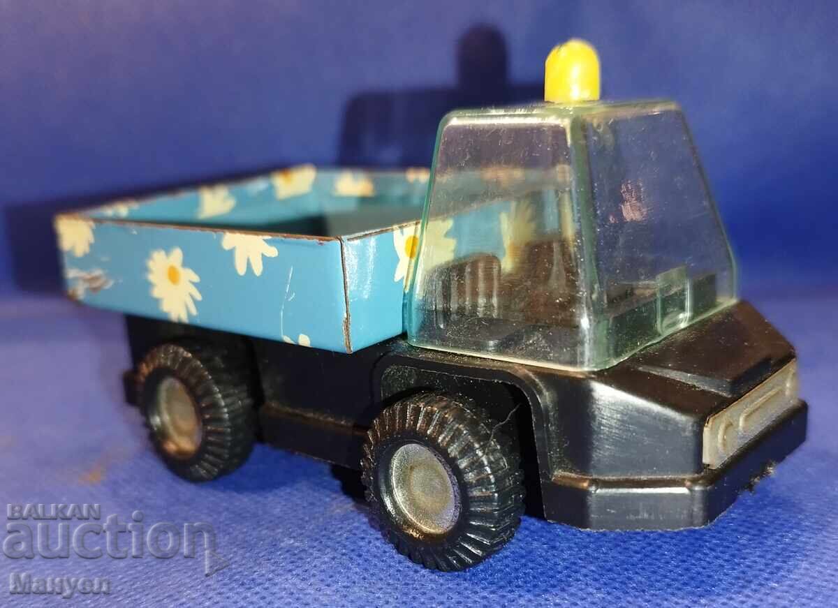 Παλιό παιχνίδι ΕΣΣΔ με τιμή 14.90 BGN | € 7.62