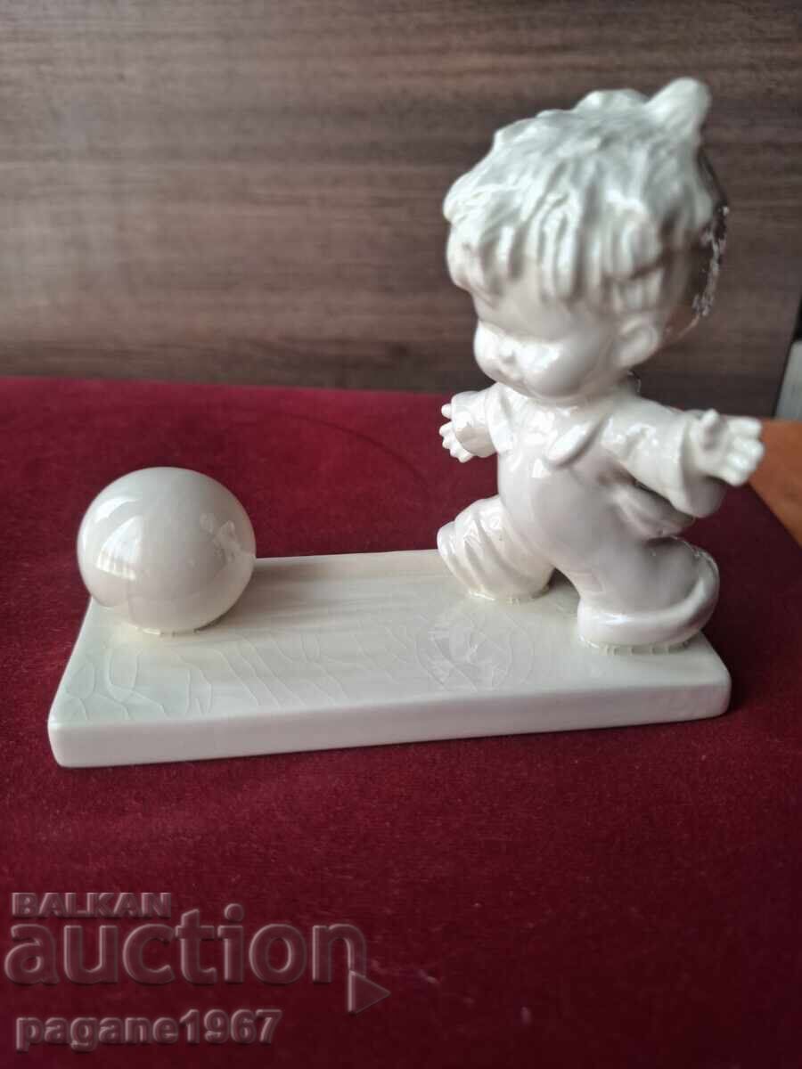 Доставка на Фигурки на Goebel