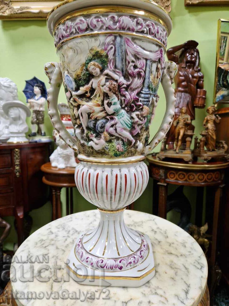 Delivery of Unique large antique Capodimonte porcelain urn