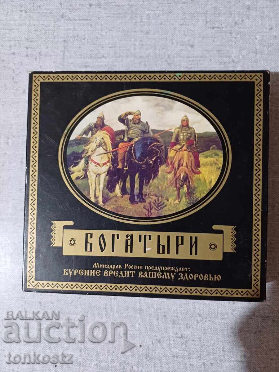 Cutie de țigări Bugatiri URSS