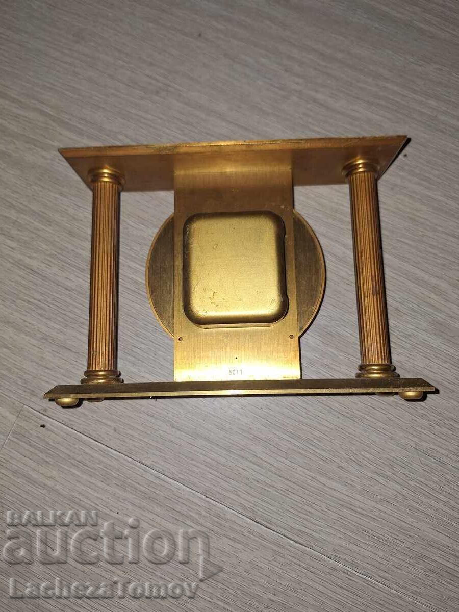 Auction  Beautiful Rapport England bronze desk clock, working well