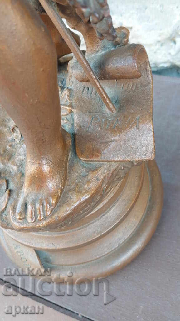 Delivery of Massive French sculpture, early 20th century Delivery of Massive French sculpture, early 20th century