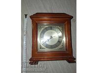 Beautiful London Club desk clock, works perfectly