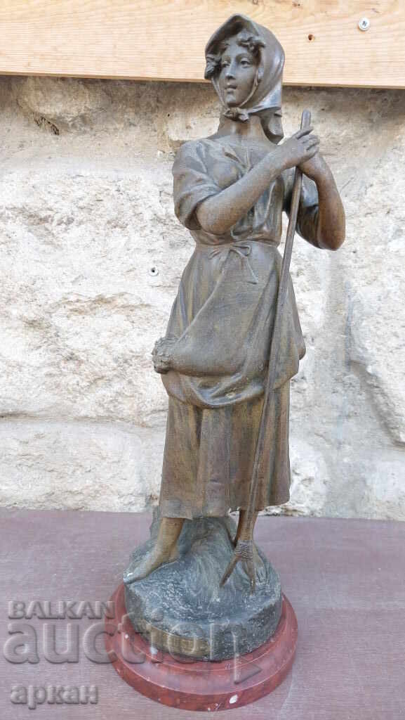 Original French Figure, early 20th century with price 450.00 BGN | € 230.08