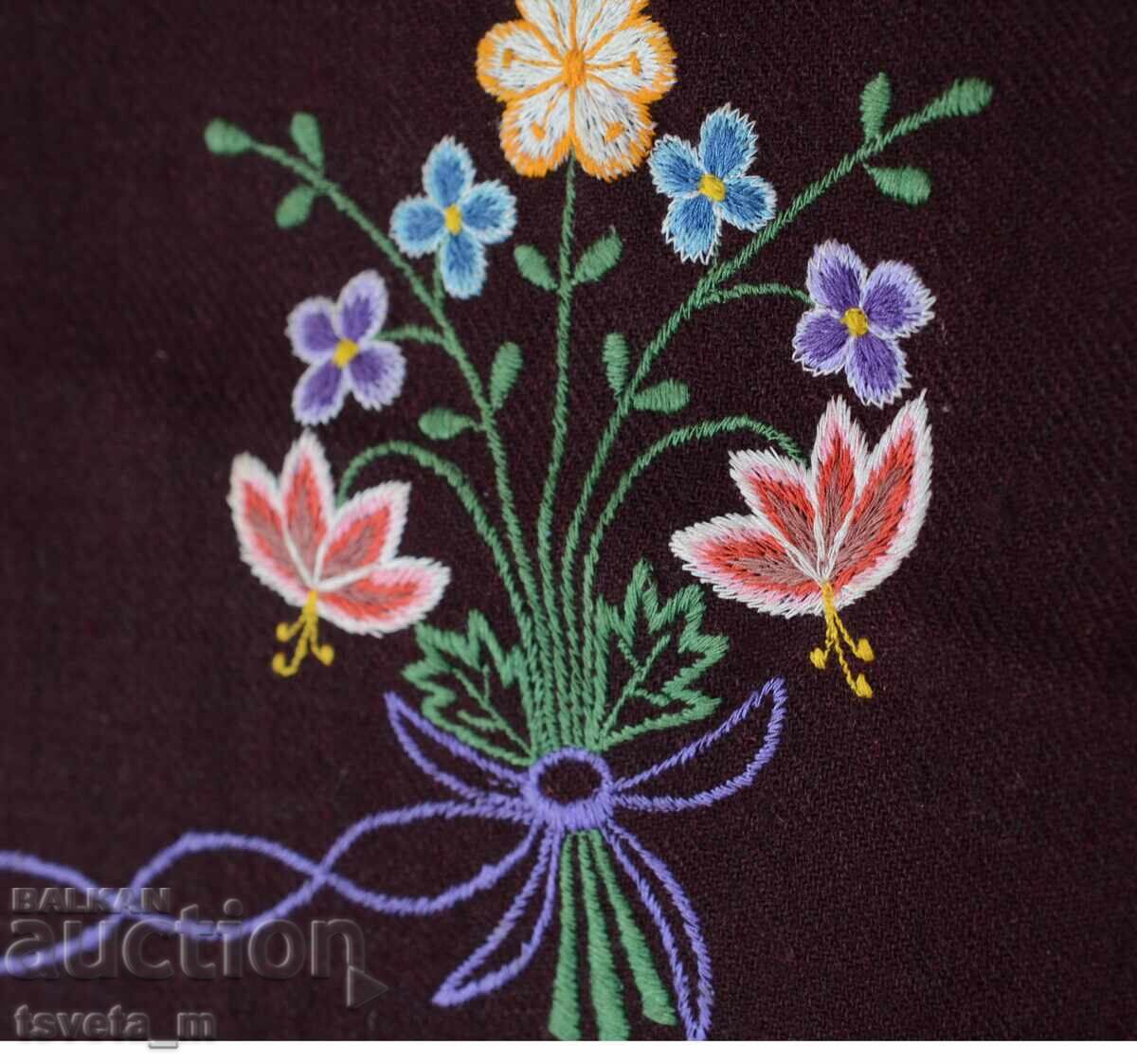 Delivery of Wool apron with hand embroidery FOR NATIONAL COSTUME