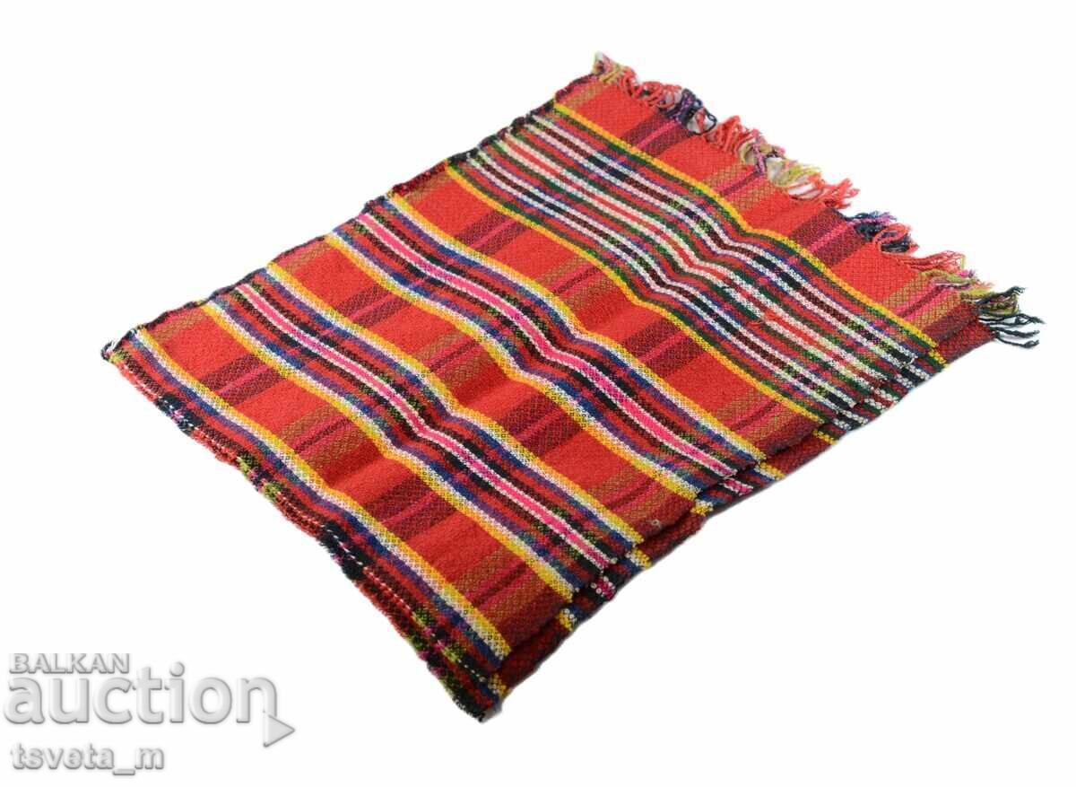 Bucată de pânză pentru fața de pernă cameră de zi han cu preț € 2.00 | 3.91 BGN