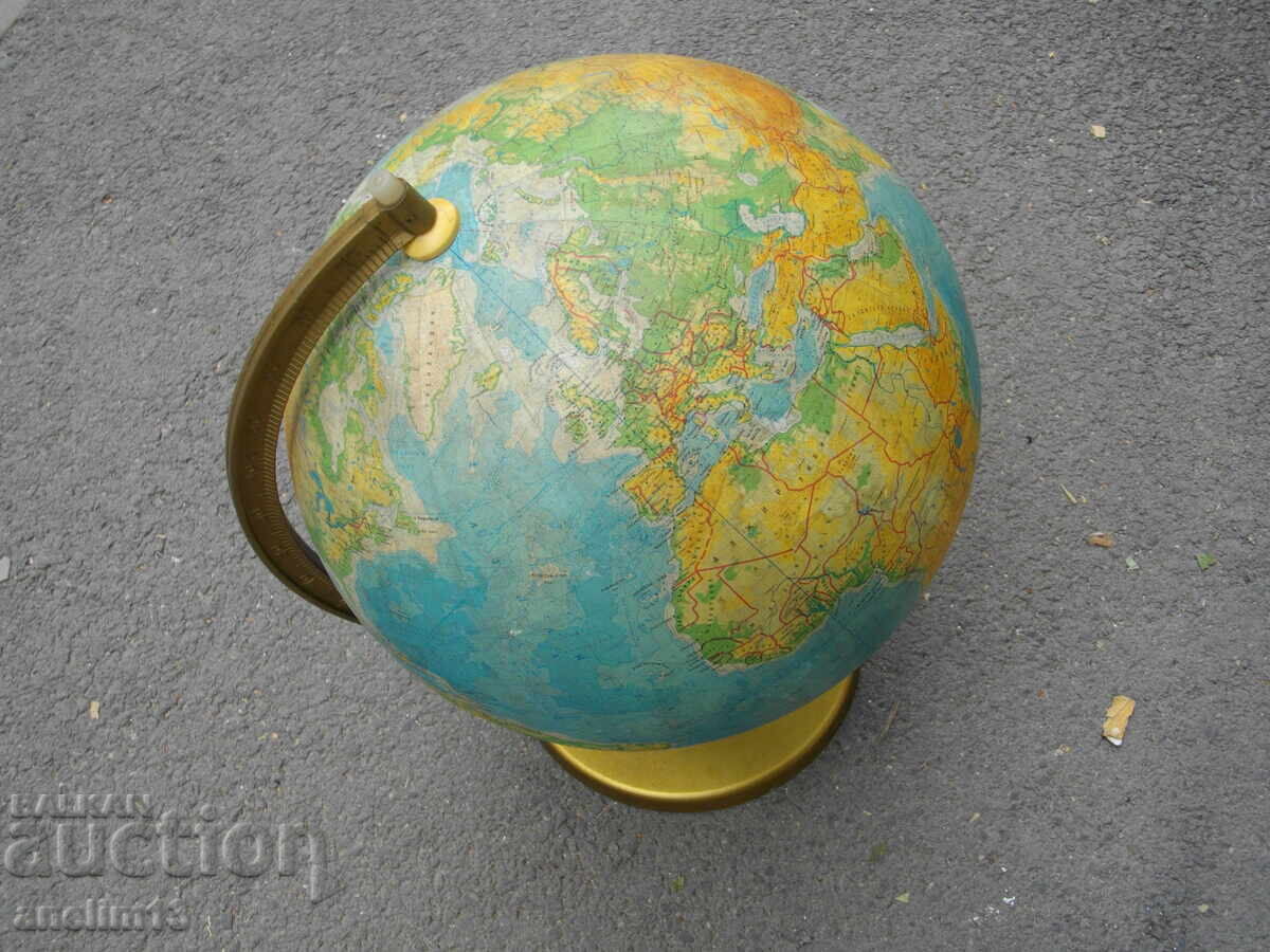 Licitație GLOB MARE GEOGRAFIC VECHI, SOCIALIST