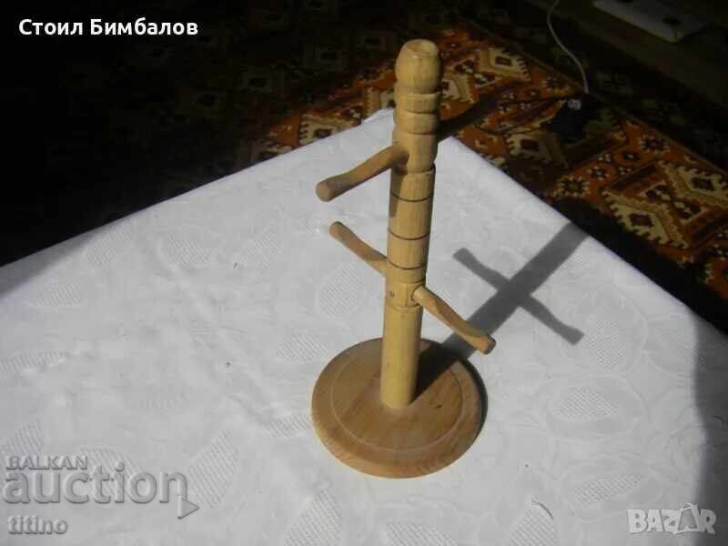 Παράδοση Ξύλινη βάση για φλιτζάνια Παράδοση Ξύλινη βάση για φλιτζάνια