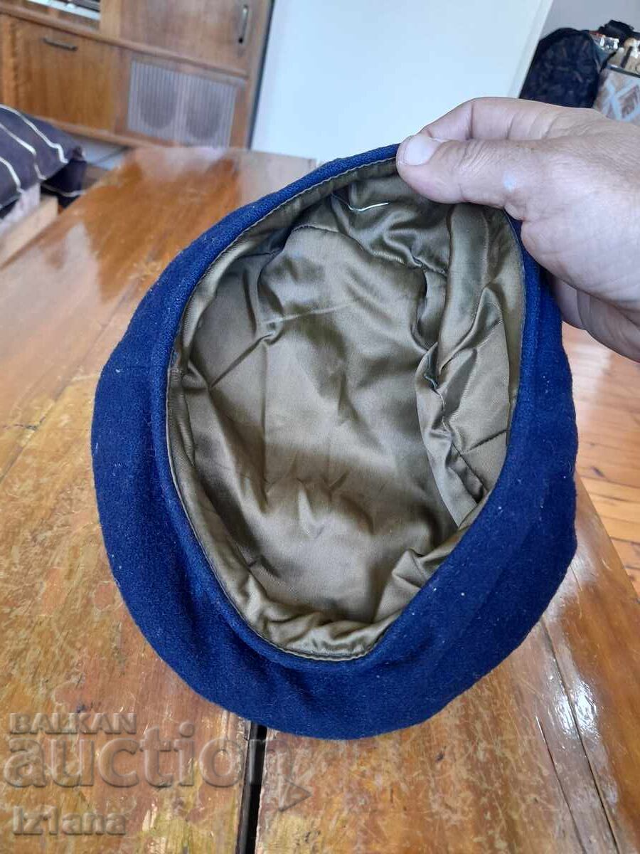 Licitație Beretă veche de elev, șapcă MG Kyustendil Licitație Beretă veche de elev, șapcă MG Kyustendil