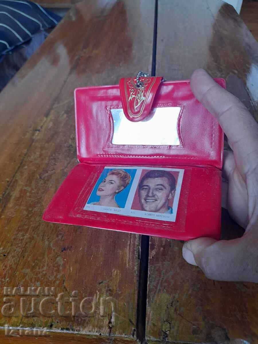 Πορτοφόλι της ηλικιωμένης κυρίας - 5