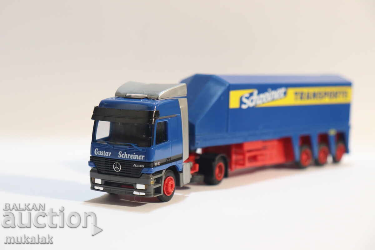 Auction  AMW H0 1/87 MERCEDES TRUCK MODEL TRANSPORT OF GLASS