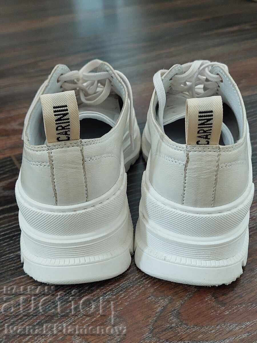 Παράδοση Παπούτσια γυναικεία νούμερο 39 άριστα