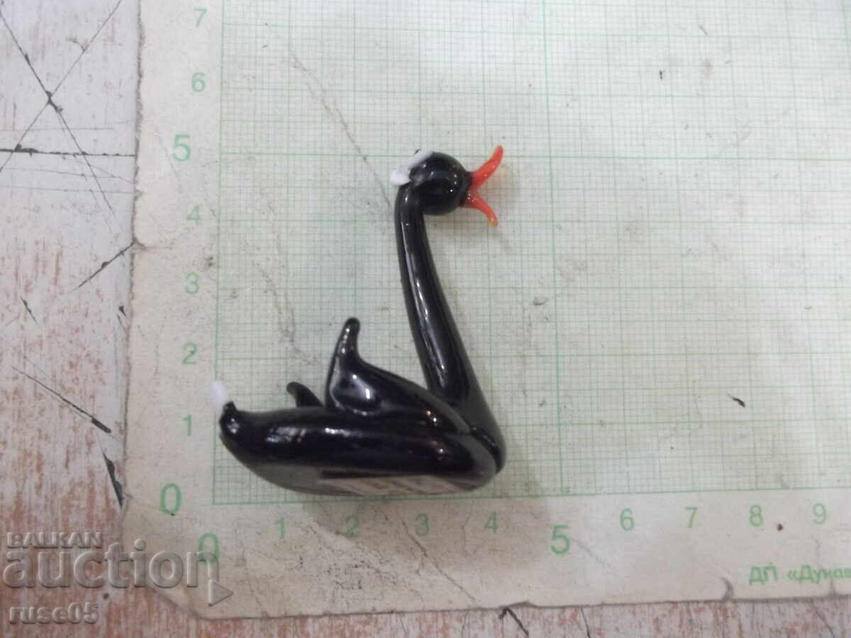 Аукцион Фигура "Черен лебед" стъклена Аукцион Фигура "Черен лебед" стъклена