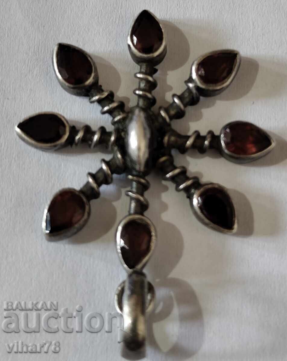 СРЕБЪРНА ВИСУЛКА С ГРАНАТ - 6 СРЕБЪРНА ВИСУЛКА С ГРАНАТ - 6