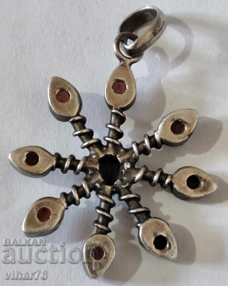 СРЕБЪРНА ВИСУЛКА С ГРАНАТ - 7 СРЕБЪРНА ВИСУЛКА С ГРАНАТ - 7