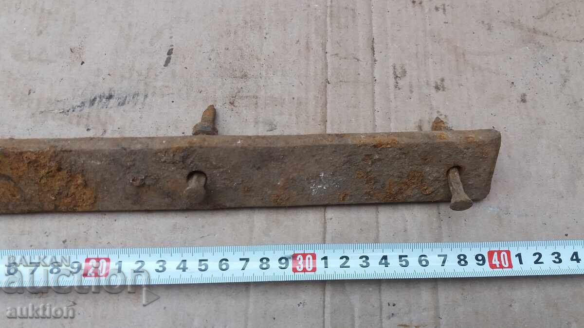 Auction  OLD WROUGHT HOOK, CHENGEL