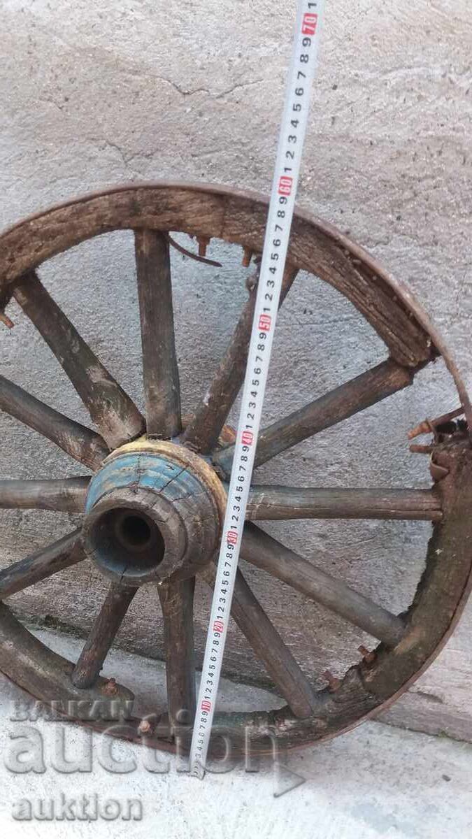 OLD CART WHEEL - WOOD - 5