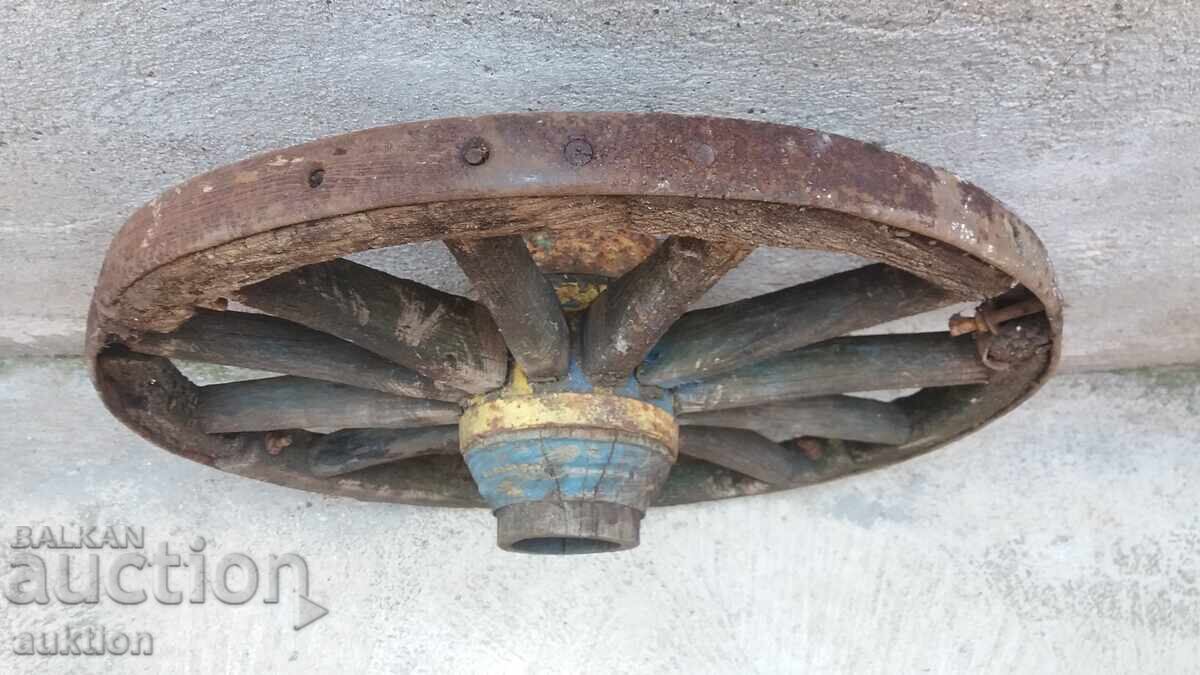 OLD CART WHEEL - WOOD - 7