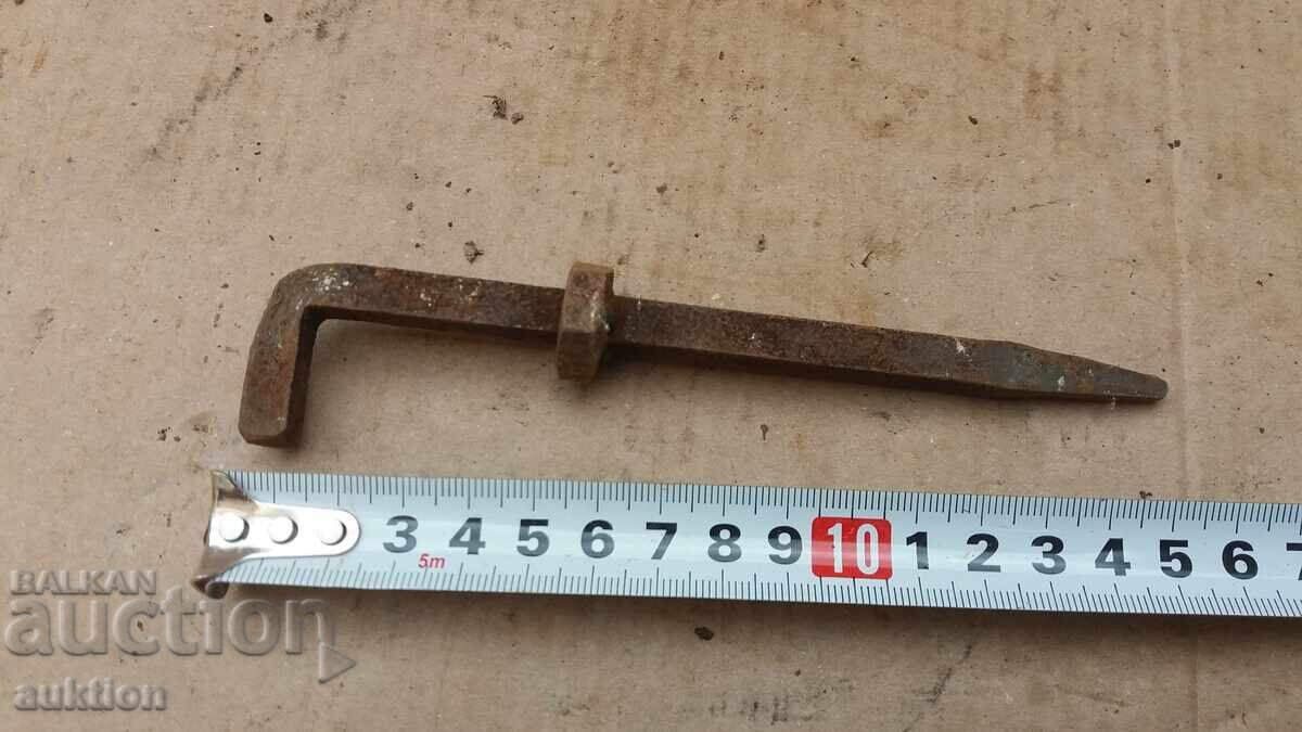 СТАРО КОВАНО ЖЕЛЯЗО - ПИРОН - 5