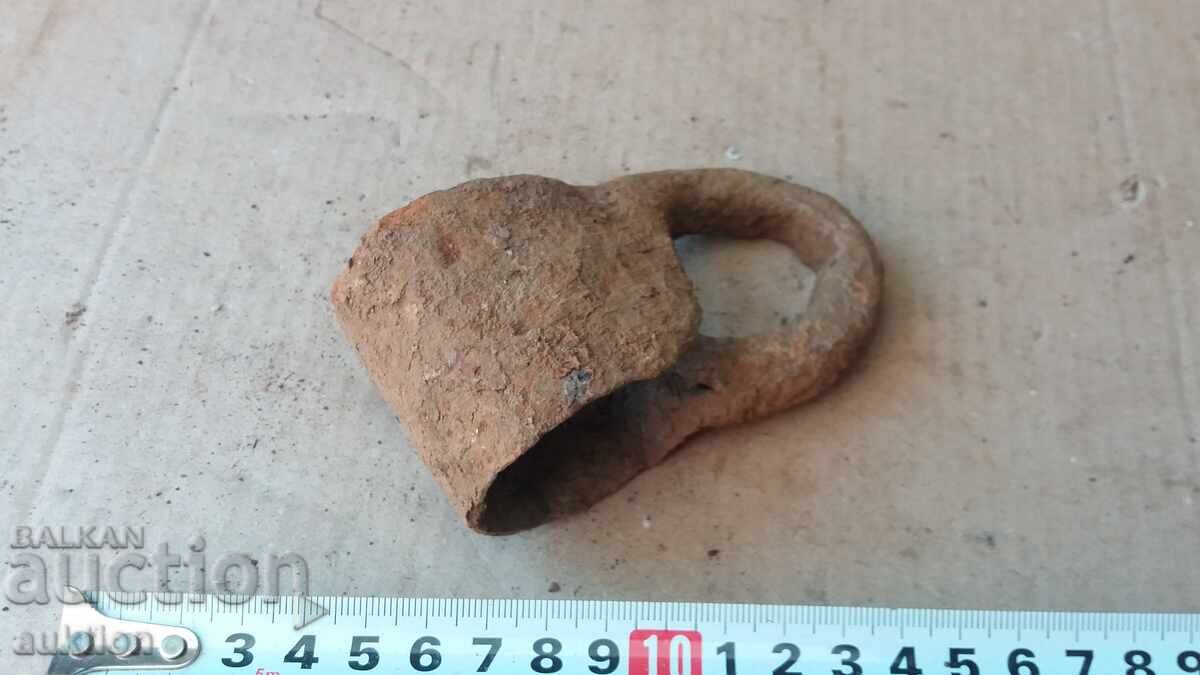 ΠΑΛΙΑ ΣΦΥΡΗΤΕΡΗ ΚΛΕΙΔΑΡΙΑ - 6