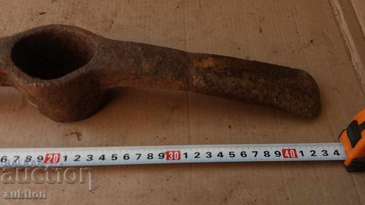 ΠΑΛΙΟ ΤΣΑΠΙ - ΕΡΓΑΛΕΙΟ με τιμή 9.99 BGN | € 5.11 ΠΑΛΙΟ ΤΣΑΠΙ - ΕΡΓΑΛΕΙΟ με τιμή 9.99 BGN | € 5.11