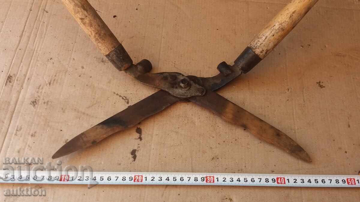 Доставка на СТАРА ГРАДИНСКА ГОЛЯМА НОЖИЦА Доставка на СТАРА ГРАДИНСКА ГОЛЯМА НОЖИЦА