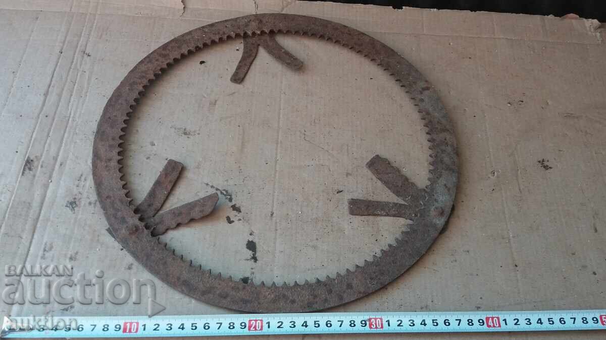 ΠΑΛΙΑ ΣΙΔΕΡΕΝΙΑ ΠΙΡΟΣΤΙΑ, ΒΑΣΗ - 7