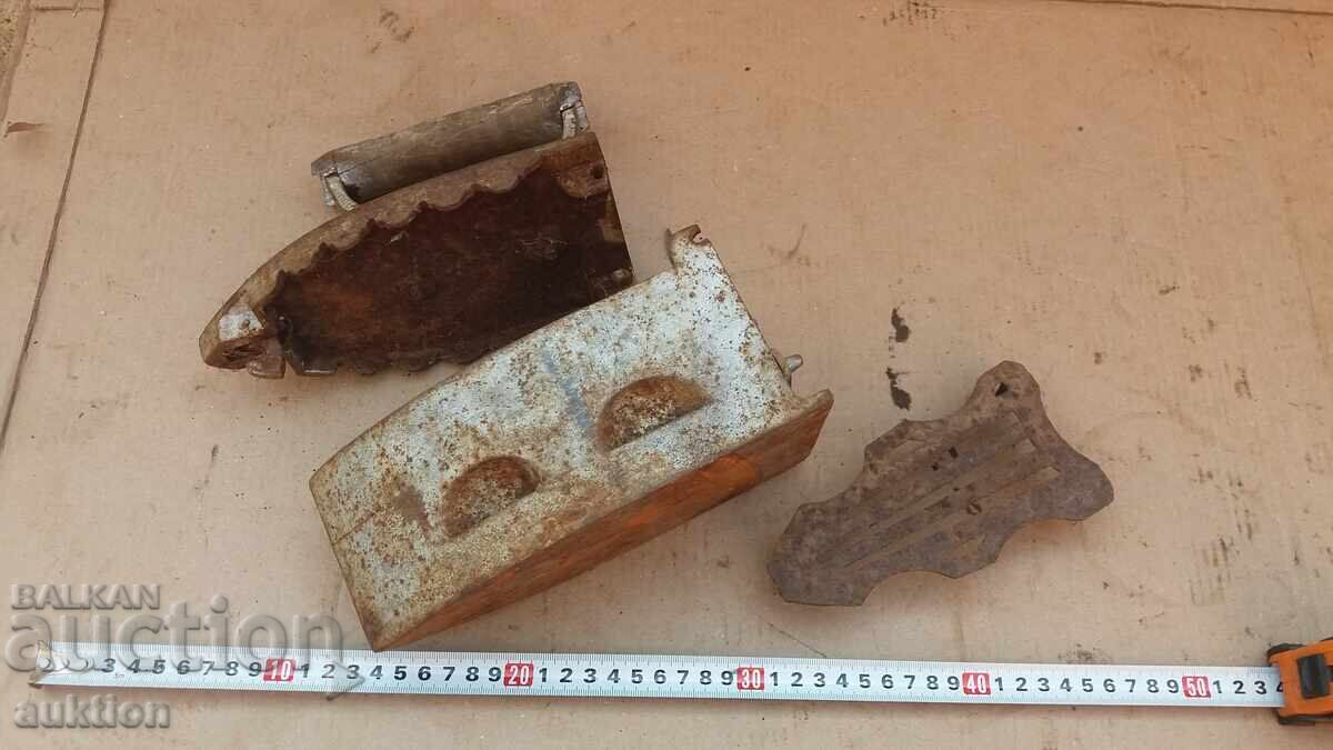 REVIVAL SOLID IRON WITH STAND - 6