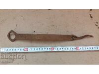 СТАРА КОВАНА ЗАКЛЮЧАЛКА