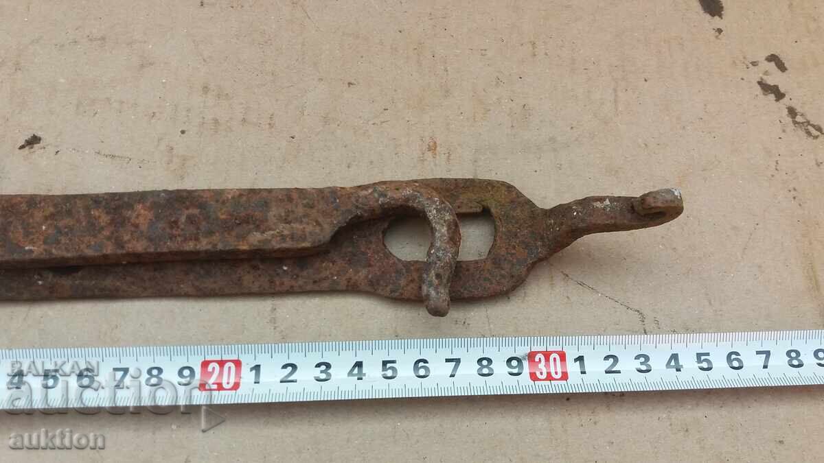 Аукцион КОВАНА ВЪЗРОЖДЕНСКА ЗАКЛЮЧАЛКА ЗА ПОРТА