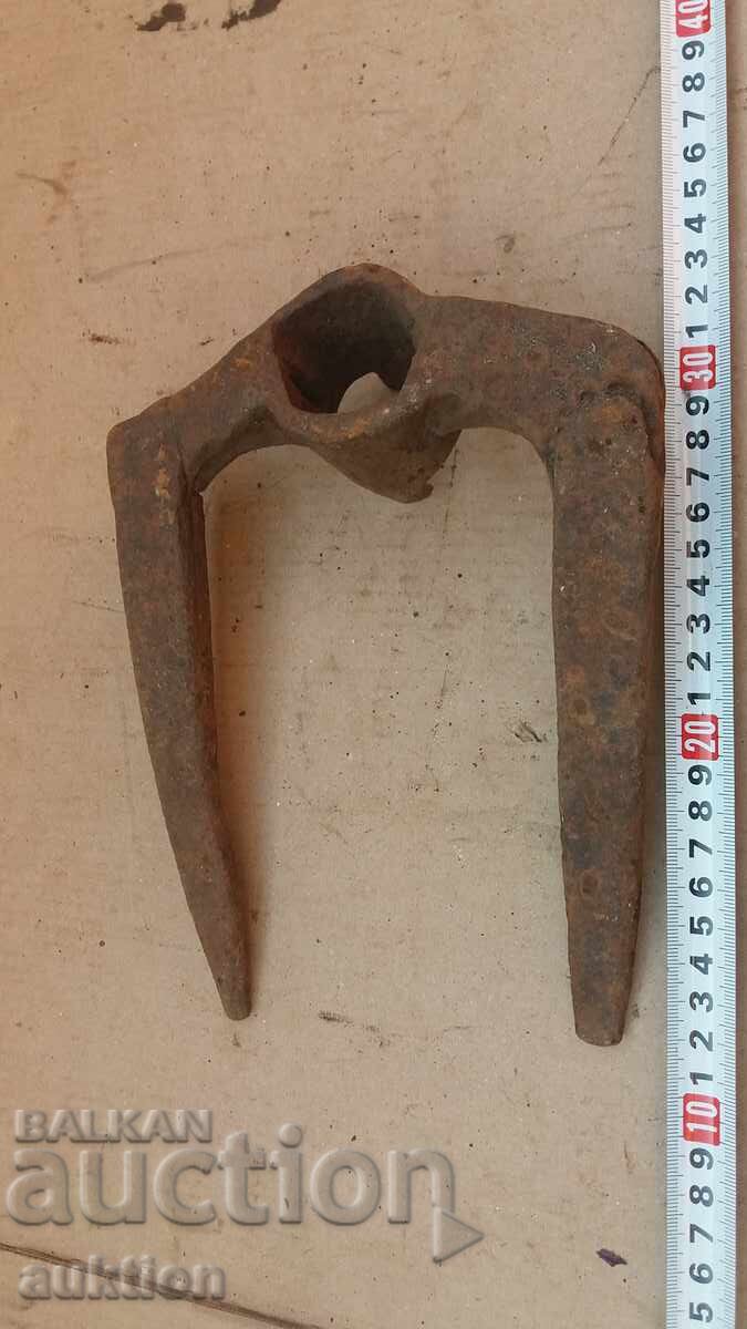 Σφυρήλατη τσάπα αναγέννησης, εργαλείο για τεύτλα