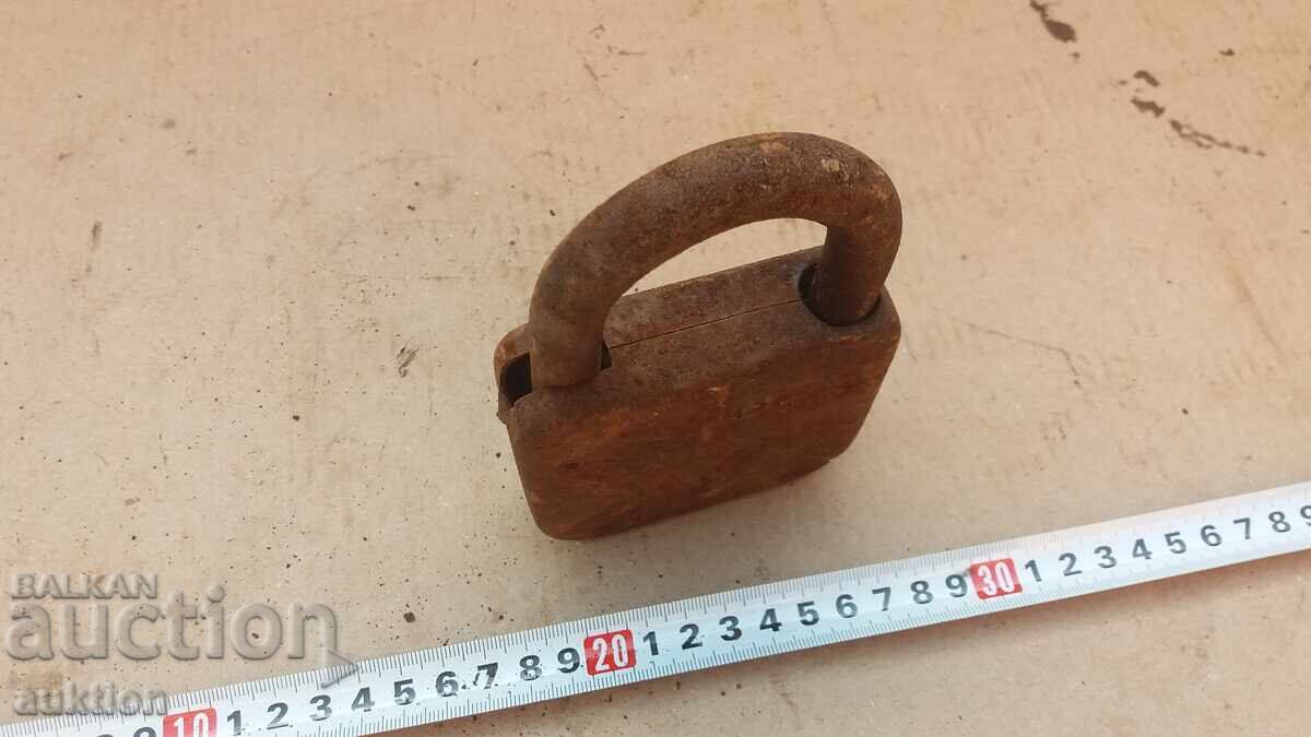 КОВАН МАСИВЕН, ГОЛЯМ КАТИНАР ОТ ПОРТА - 6