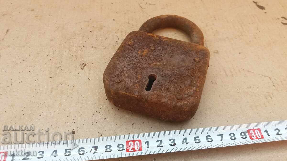 КОВАН МАСИВЕН, ГОЛЯМ КАТИНАР ОТ ПОРТА - 7