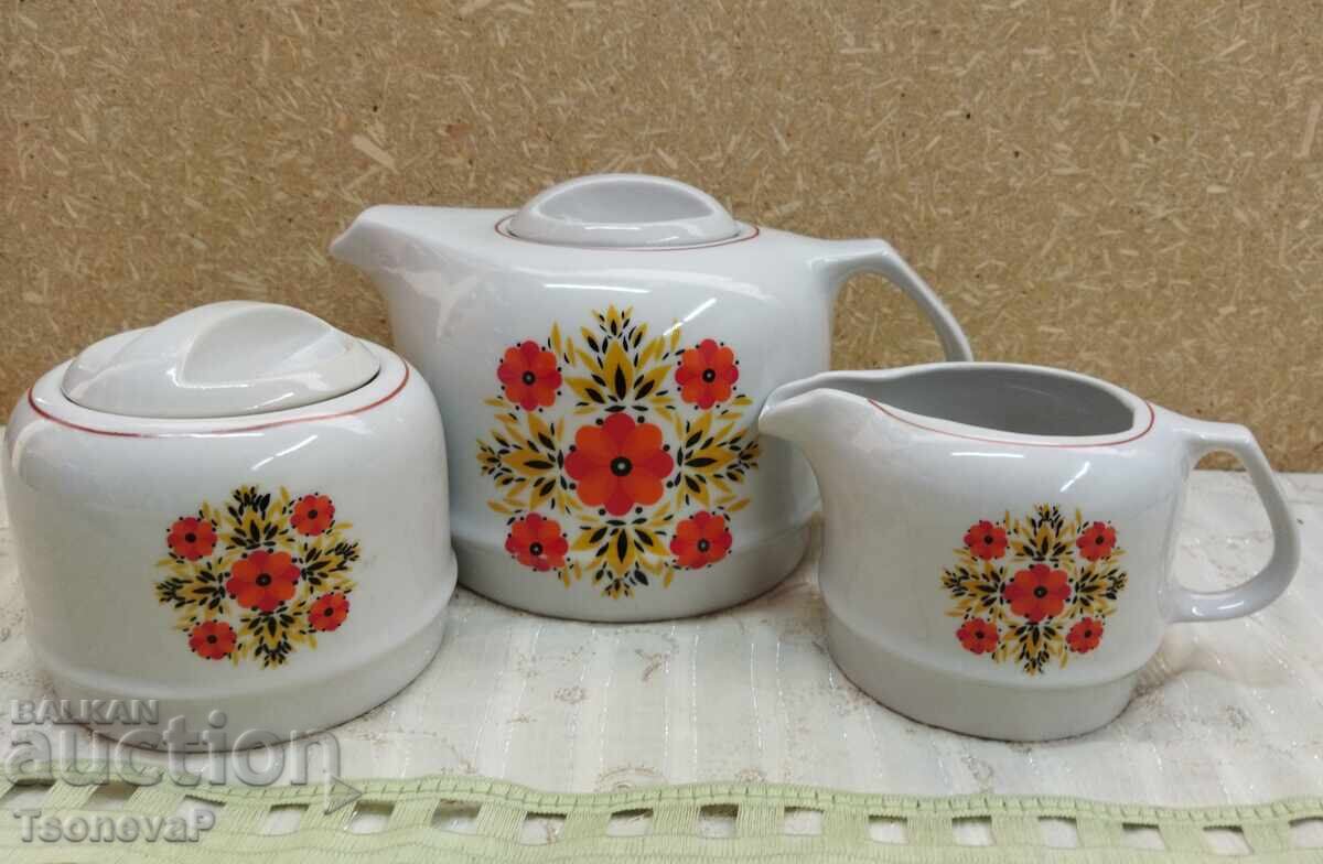 Veselă din porțelan "Dianko Stefanov" Veselă din porțelan "Dianko Stefanov"