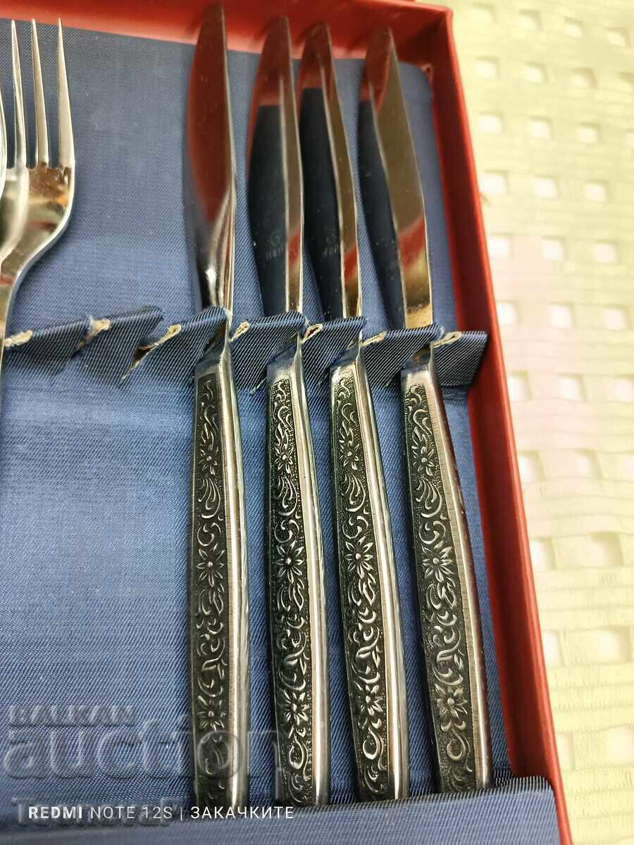 Set of Russian cutlery in a box - 6 Set of Russian cutlery in a box - 6