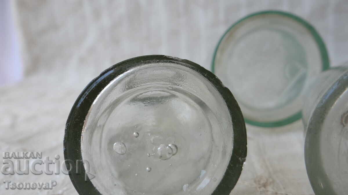 Auction 2+1 Glass Teacups Auction 2+1 Glass Teacups