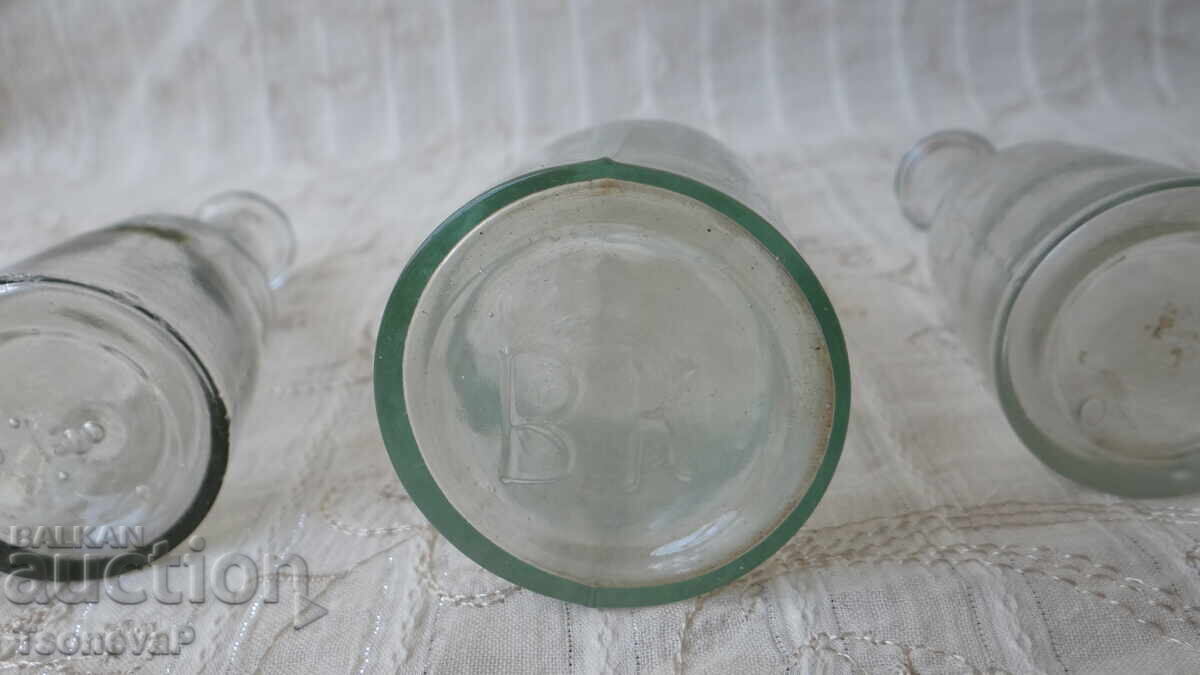 Delivery of 2+1 Glass Teacups Delivery of 2+1 Glass Teacups