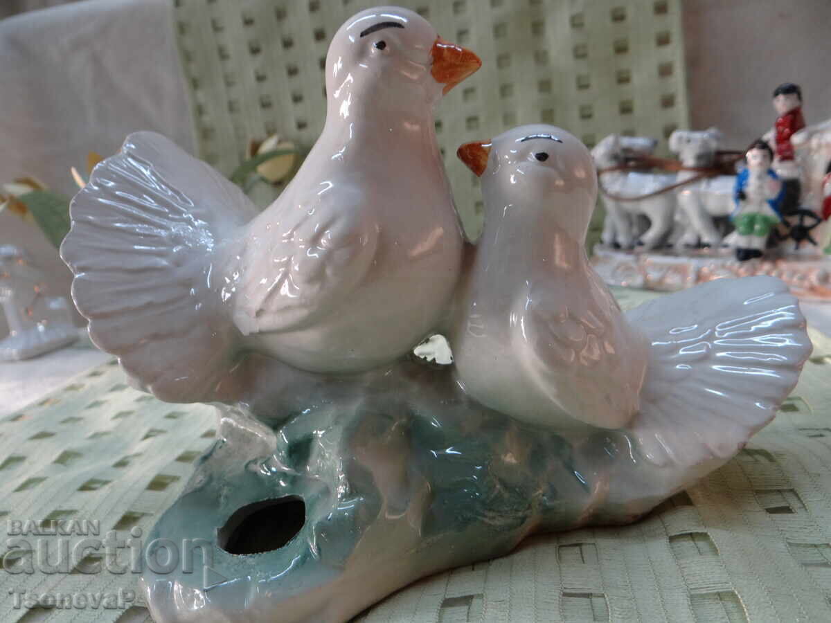 Δημοπρασία Λευκά περιστέρια αγαλματίδιο Δημοπρασία Λευκά περιστέρια αγαλματίδιο