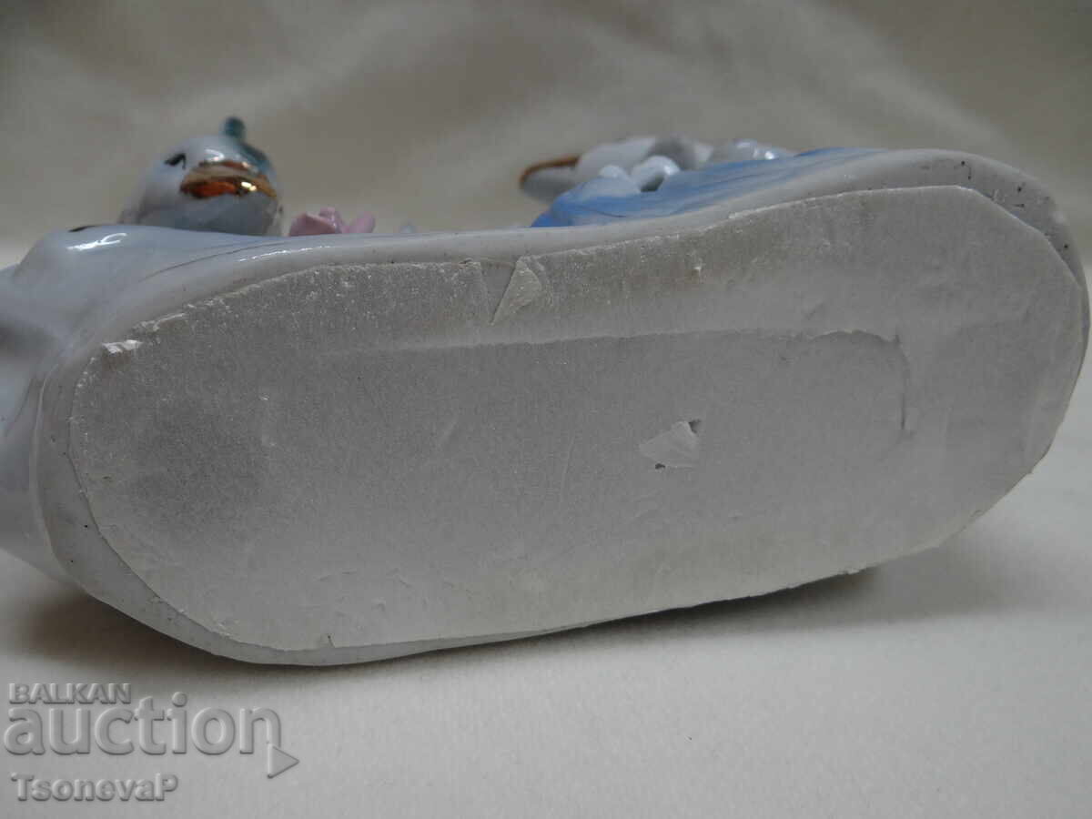 Porcelain clock with dolphins and flowers, working - 5 Porcelain clock with dolphins and flowers, working - 5