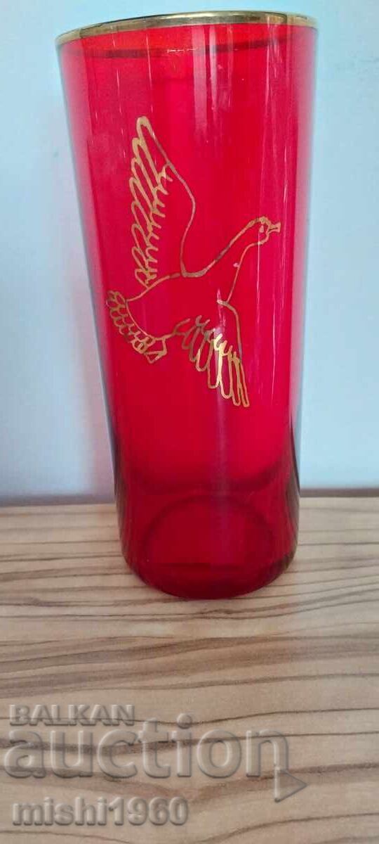 O vază de sticlă frumoasă